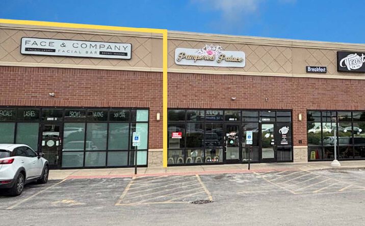 Pictures of Retail property located at 9204 S Western Ave, Evergreen Park, IL 60805 for lease - image #1