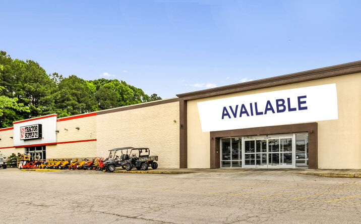 Pictures of Retail property located at 1733 Dabney Dr, Henderson, NC 27536 for lease - image #1