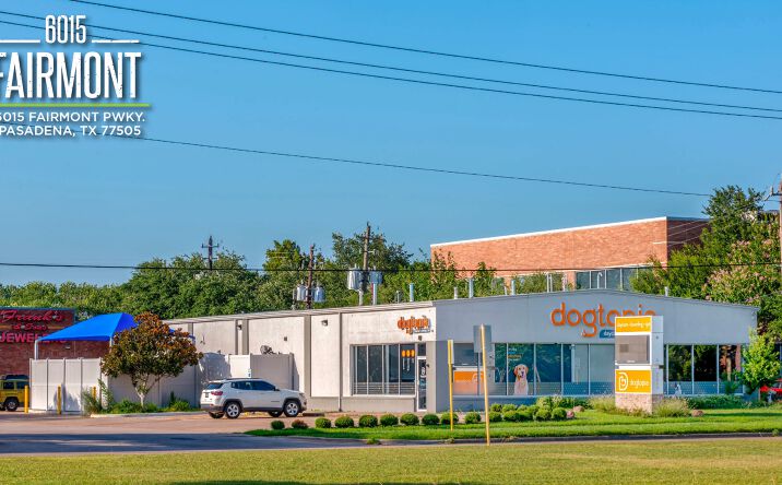 Pictures of Retail, Restaurant property located at 6015 Fairmont Pkwy, Pasadena, TX 77505 for lease - image #1