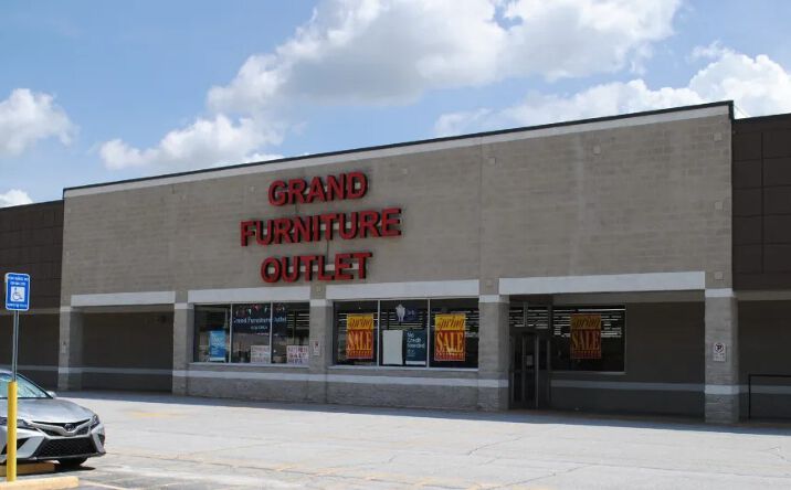 Pictures of Retail property located at 2135 Main St E, Snellville, GA 30078 for lease - image #1