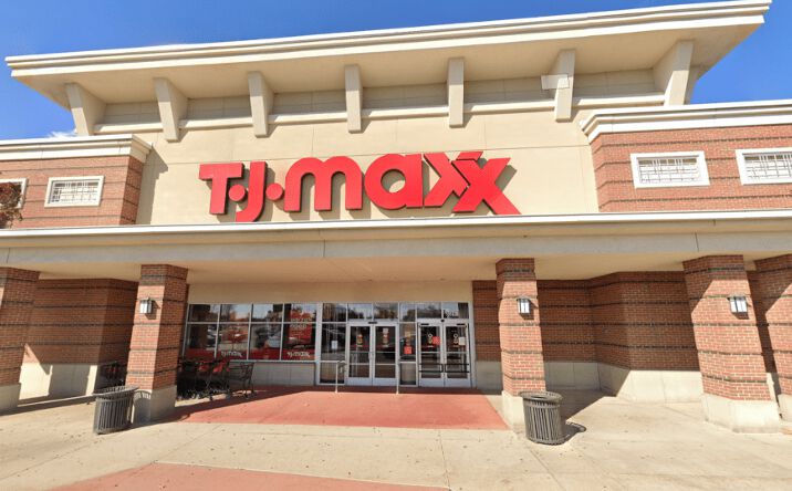 Pictures of Retail, Land property located at 3323-3349 Fairlane Drive, Allen Park, MI 48101 for lease - image #1