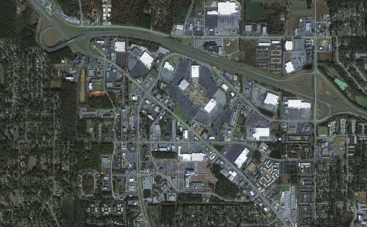 Pictures of Retail property located at 2707 Dawson Rd, Albany, GA 31707 for lease - image #1