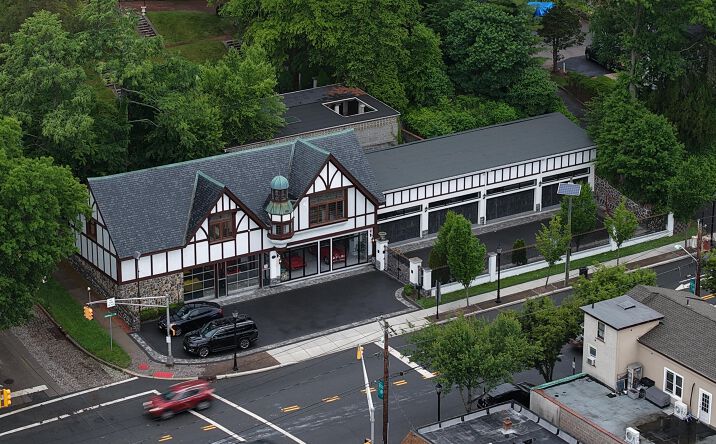 Pictures of Retail, Office, Special Purpose property located at 821 Kinderkamack Rd, River Edge, NJ 07661 for lease - image #1