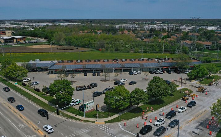 Pictures of Retail property located at 1101-1165 Weiland Rd, Buffalo Grove, IL 60089 for lease - image #1