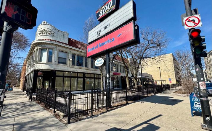 Pictures of Retail, Office property located at 6738 N Sheridan Rd, Chicago, IL 60626 for lease - image #1