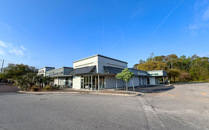 Pictures of Retail, Restaurant property located at 915 Folly Road # G, Charleston, SC 29412 for lease - image #1
