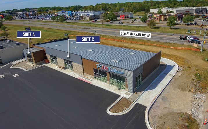 Pictures of Retail property located at 2775 Crossroads Blvd, Waterloo, IA 50702 for lease - image #1