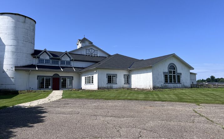 Pictures of Office property located at 8261 Diagonal Rd, Streetsboro, OH 44241 for lease - image #1