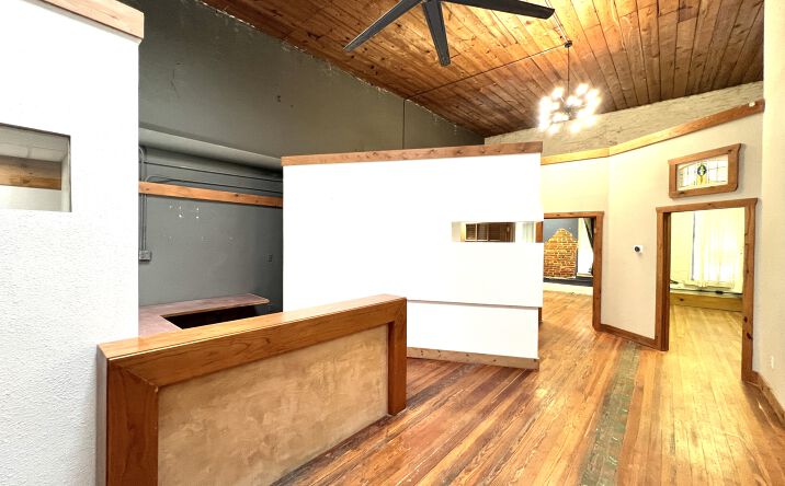 Pictures of Office, Special Purpose property located at 105 S Travis St, Sherman, TX 75090 for lease - image #1