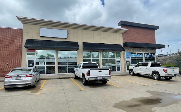 Pictures of Retail, Office, Special Purpose property located at 695 Branson Landing Blvd, Branson, MO 65616 for lease - image #1