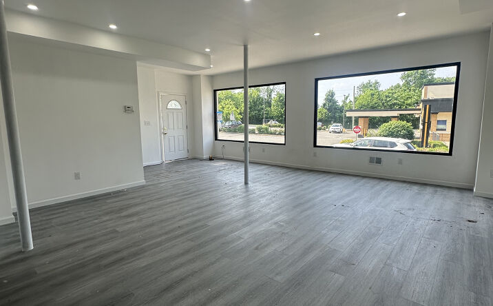Pictures of Retail, Office property located at 3880 Amboy Rd, Staten Island, NY 10308 for lease - image #1