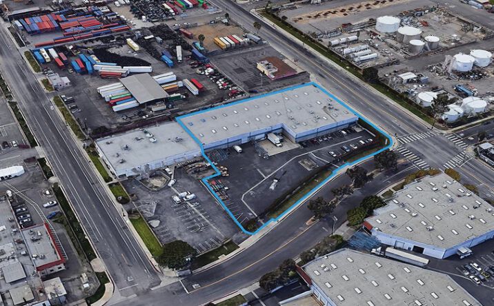 Pictures of Industrial property located at 620 E Anaheim St, Los Angeles, CA 90744 for lease - image #1