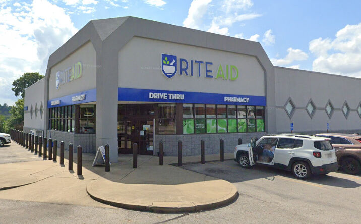 Pictures of Retail property located at 201 Washington Blvd, Belpre, OH 45714 for lease - image #1