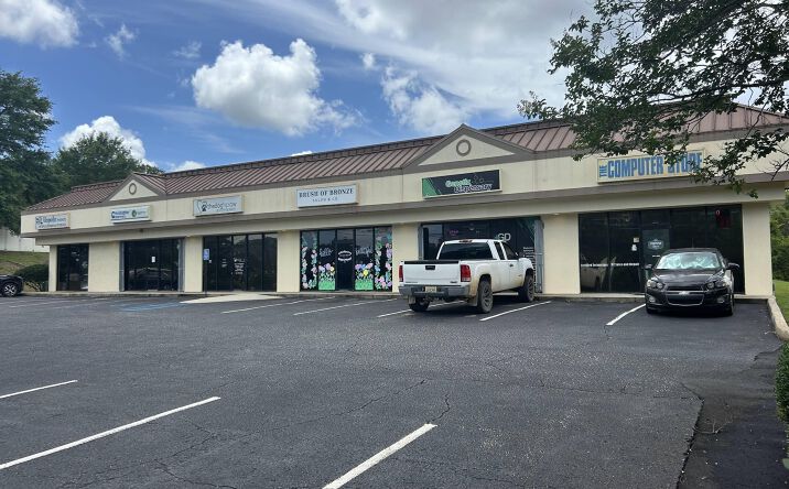 Pictures of Retail, Office property located at 1300 Schillinger Rd S, Mobile, AL 36695 for lease - image #1