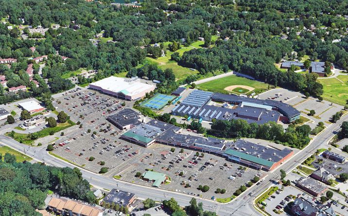 Pictures of Retail property located at 1 Padanaram Rd, Danbury, CT 06811 for lease - image #1