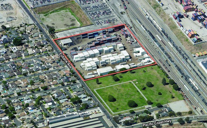 Pictures of Office, Land property located at 1550 Eubank Ave, Wilmington, CA 90744 for lease - image #1