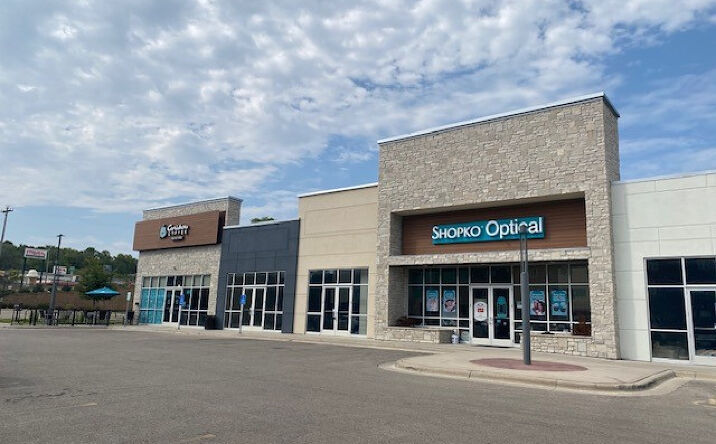 Pictures of Retail, Restaurant property located at 1620 Broadway Ave S, Rochester, MN 55904 for lease - image #1