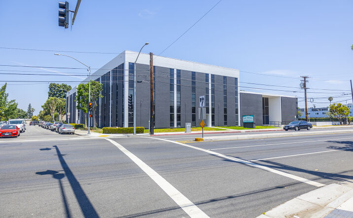 Pictures of Office property located at 8337 Telegraph Rd, Pico Rivera, CA 90660 for lease - image #1