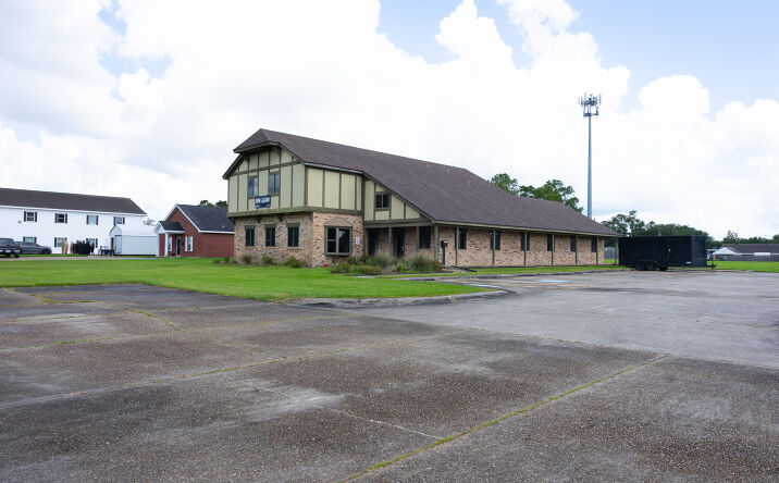 Pictures of Office property located at 2025 Oak Park Boulevard, Lake Charles, LA 70601 for lease - image #1