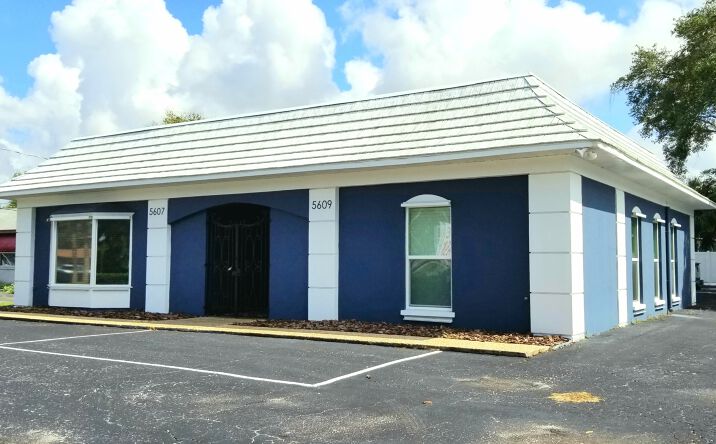 Pictures of Retail, Office property located at 5607 26th St W, Bradenton, FL 34207 for lease - image #1