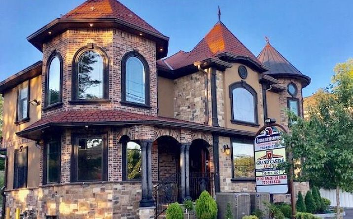 Pictures of Office property located at 1914 Oak Tree Road, Edison, NJ 08820 for lease - image #1