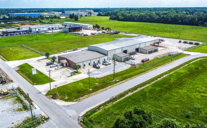 Pictures of Industrial property located at 1037 Freeman Rd, Broussard, LA 70518 for lease - image #1