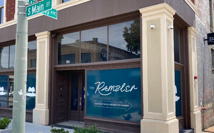 Pictures of Retail, Office, Special Purpose property located at 400 S Main St, Memphis, TN 38103 for lease - image #1