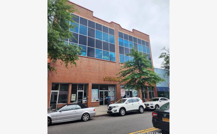 Pictures of Office property located at 34-27 Steinway St, Queens, NY 11101 for lease - image #1