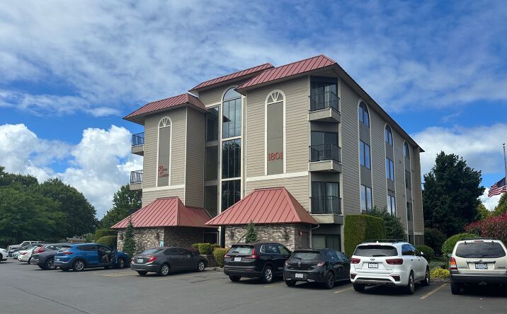 Pictures of Office property located at 1801 1st Ave, Longview, WA 98632 for lease - image #1
