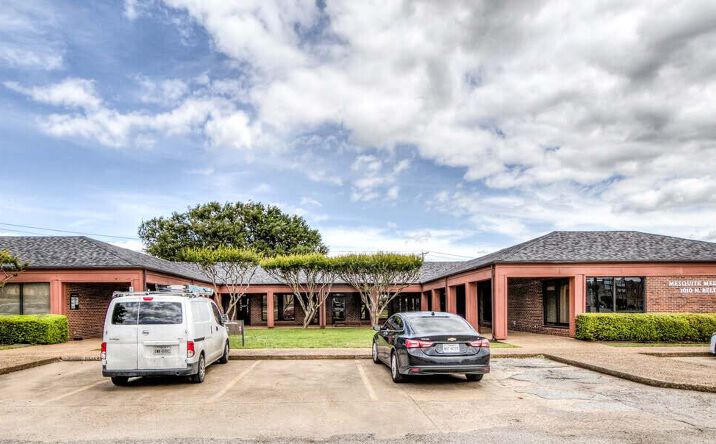 Pictures of Office property located at 1010 N Bryan-Belt Line Rd, Mesquite, TX 75149 for lease - image #1