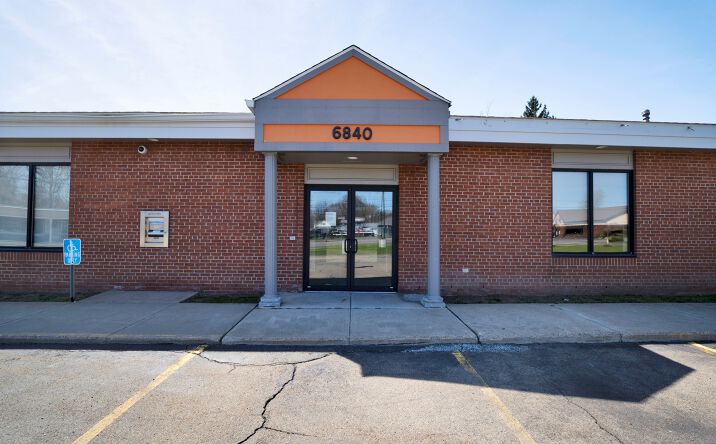 Pictures of Retail, Office property located at 6840 Erie Rd, Highland-on-the-Lake, NY 14047 for lease - image #1