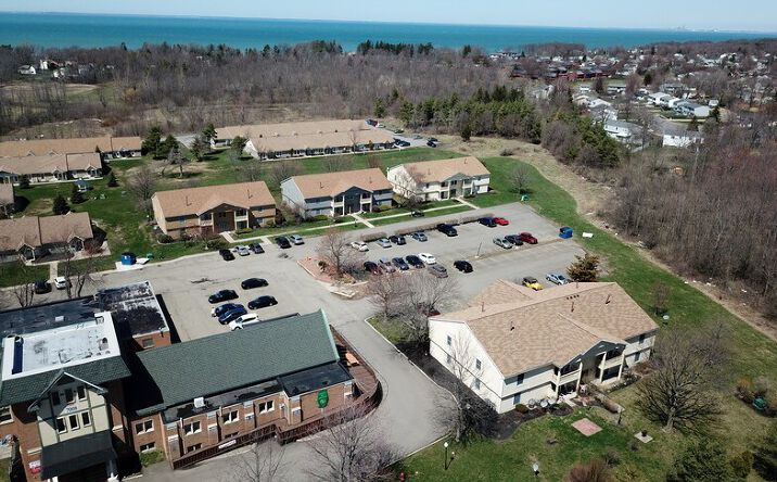 Pictures of Retail, Office property located at 7008 Erie Rd, Highland-on-the-Lake, NY 14047 for lease - image #1