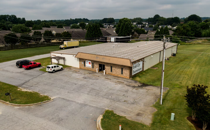 Pictures of Industrial property located at 10 Hendrix Dr, Greenville, SC 29607 for lease - image #1