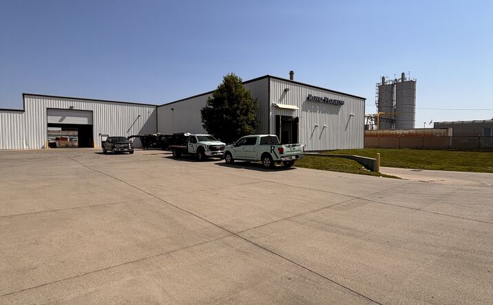 Pictures of Industrial property located at 1800 Hull Ave, Des Moines, IA 50313 for lease - image #1