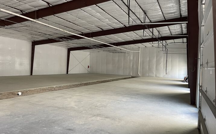Pictures of Retail, Office, Restaurant property located at 2500 S Colorado St, Lockhart, TX 78644 for lease - image #1