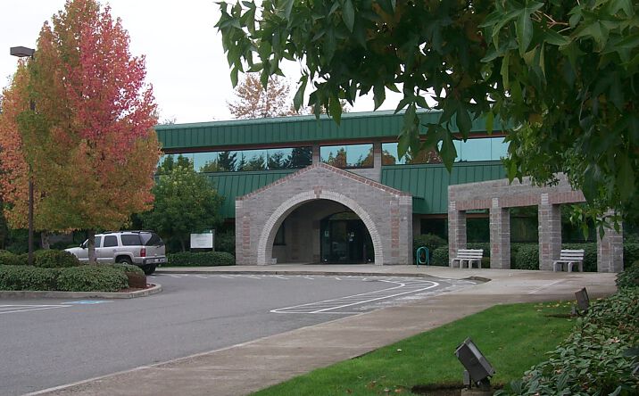 Pictures of Office property located at 16515 Meridian Ave E, Puyallup, WA 98375 for sales - image #1