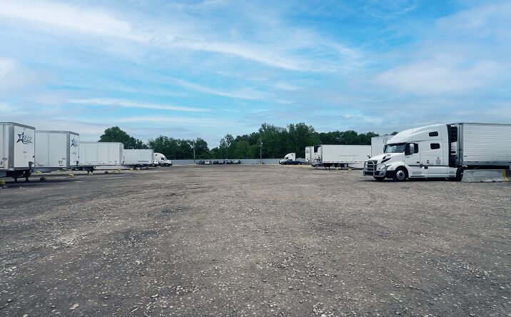 Pictures of Land property located at 3130 Valleyview Dr, Columbus, OH 43204 for lease - image #1