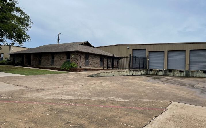 Pictures of Office, Industrial property located at 511 S 5th Ave, Mansfield, TX 76063 for lease - image #1