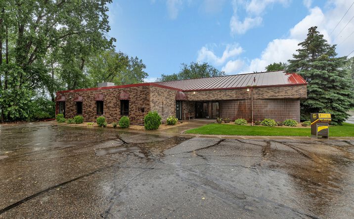 Pictures of Office property located at 10 Riverside Avenue South, Sartell, MN 56377 for lease - image #1