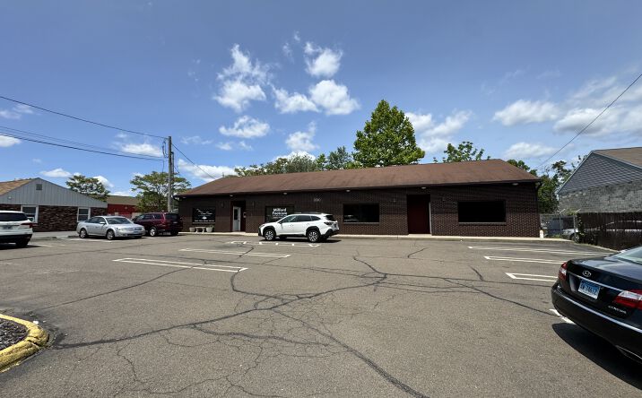Pictures of Retail, Office property located at 990 Bridgeport Ave, Milford, CT 06460 for lease - image #1