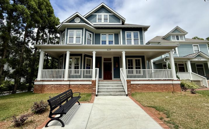 Pictures of Office property located at 427 East Blvd, Charlotte, NC 28203 for lease - image #1