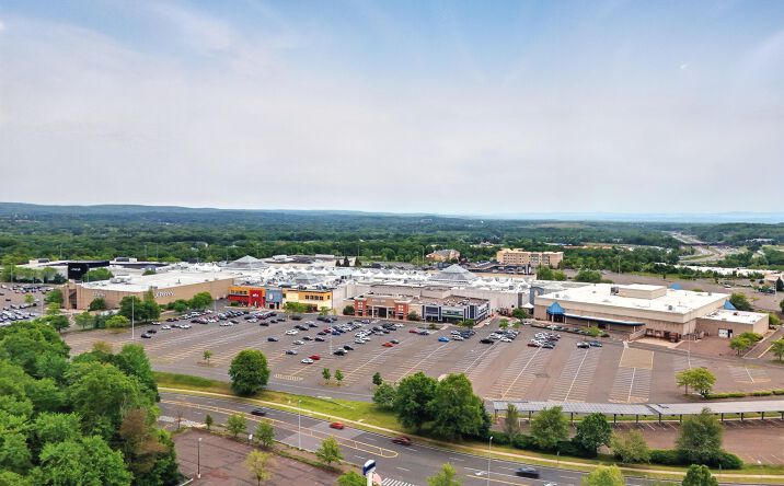 Pictures of Retail, Restaurant, Office property located at 194 Buckland Hills Dr, Manchester, CT 06042 for lease - image #1