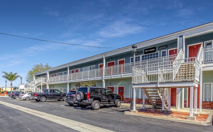 Pictures of Office property located at 777 W 19th St, Costa Mesa, CA 92627 for lease - image #1