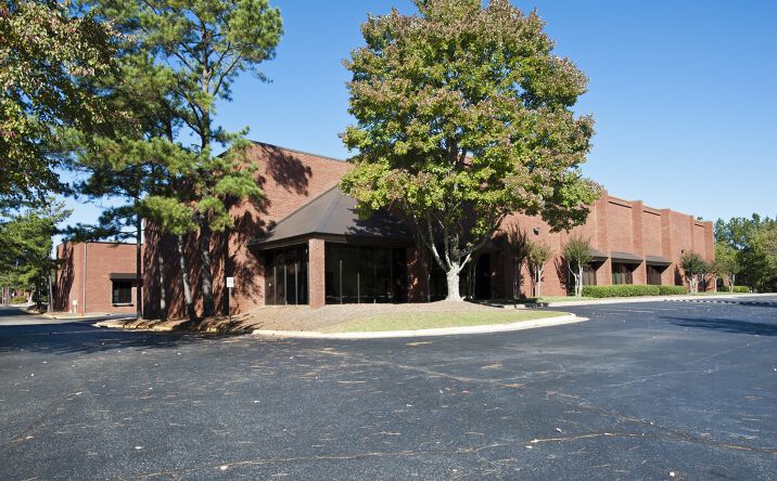 Pictures of Industrial property located at 200 Hembree Park Dr, Roswell, GA 30076 for lease - image #1