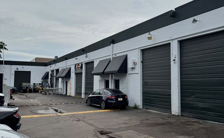 Pictures of Industrial property located at 6405 NW 82nd Ave, Miami, FL 33166 for lease - image #1