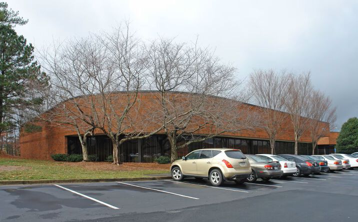 Pictures of Industrial property located at 2995 Courtyards Dr, Norcross, GA 30071 for lease - image #1
