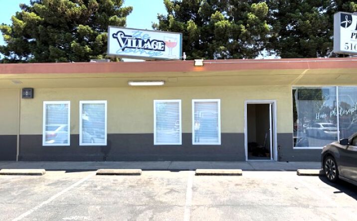 Pictures of Retail property located at 18894 Hesperian Blvd, Hayward, CA 94541 for lease - image #1