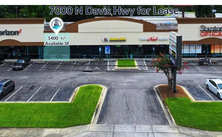 Pictures of Retail property located at 7000 N Davis Hwy, Pensacola, FL 32504 for lease - image #1