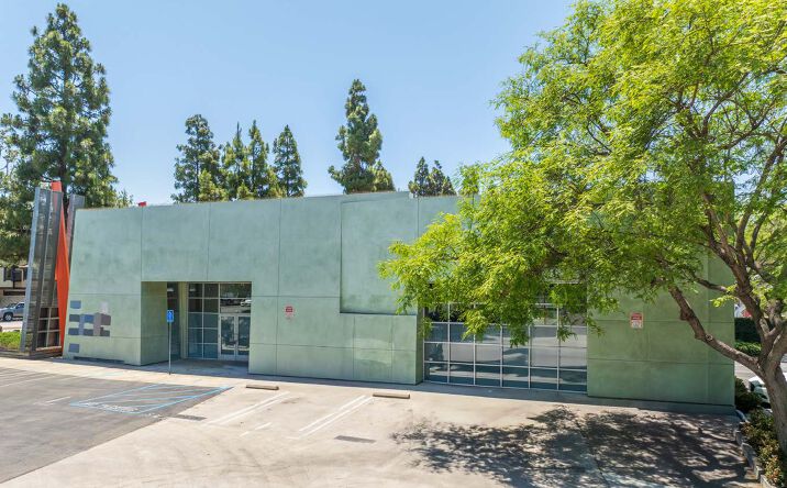 Pictures of Retail, Office property located at 10121 Jefferson Blvd, Culver City, CA 90232 for lease - image #1