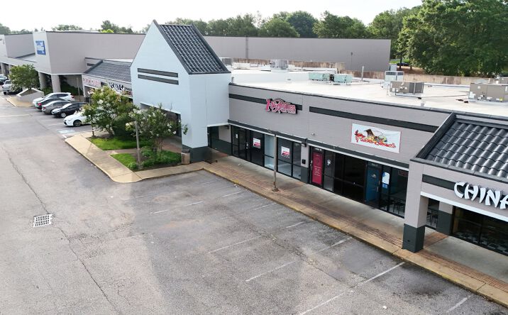 Pictures of Retail property located at 4770 Riverdale Rd, Memphis, TN 38141 for lease - image #1